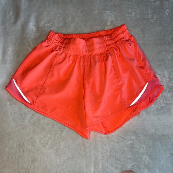 SOLD - hotty hot short ll - Picture 5 of 8